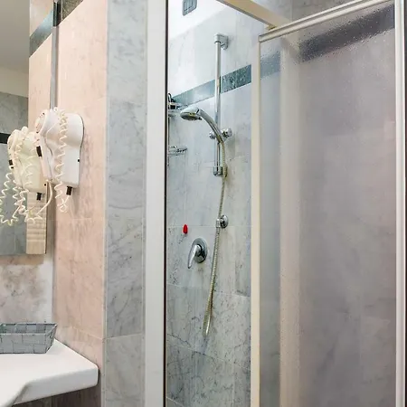Garibaldi Ground Floor With Garden Apartment