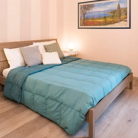 Apartment Garibaldi Ground Floor With Garden *