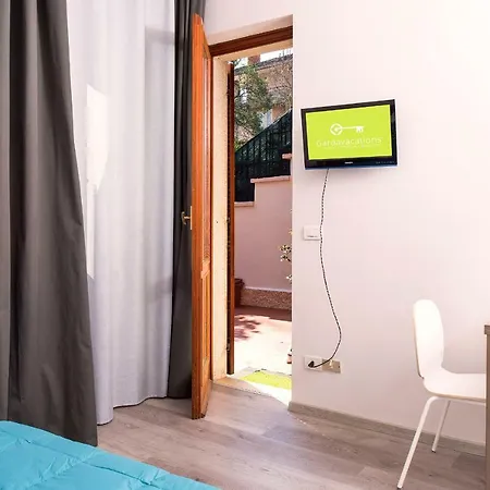 Garibaldi Ground Floor With Garden Apartment